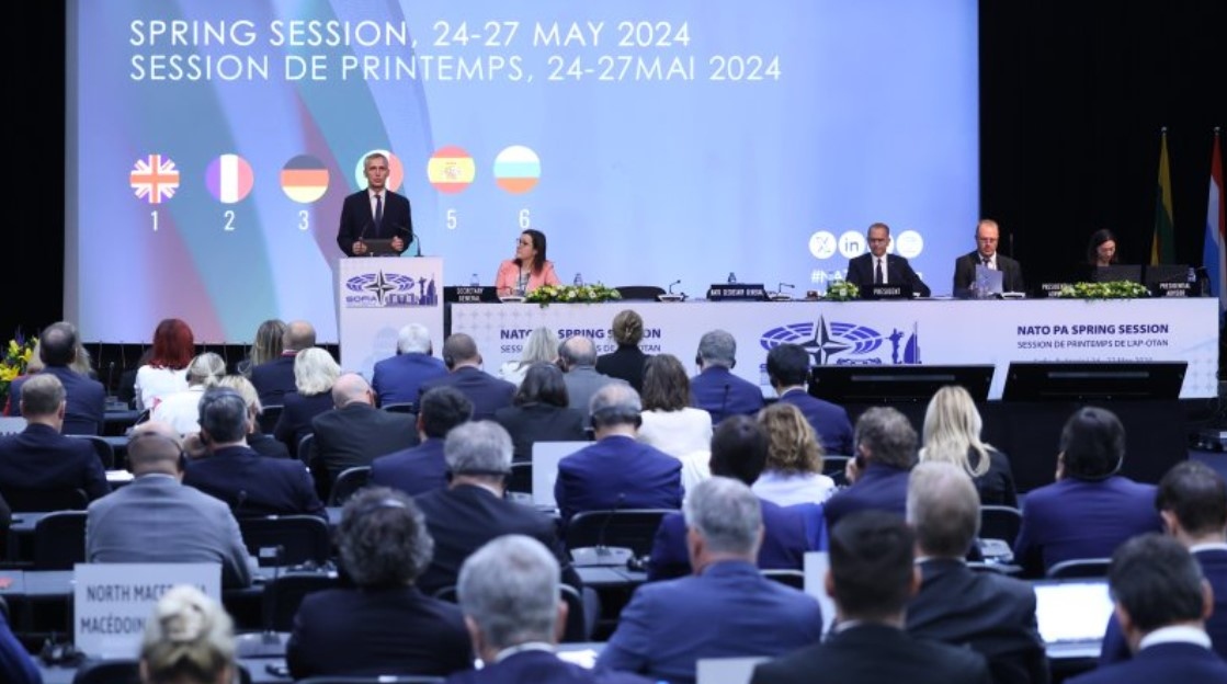 От София днес Парламентарната асамблея на НАТО изпрати призив към