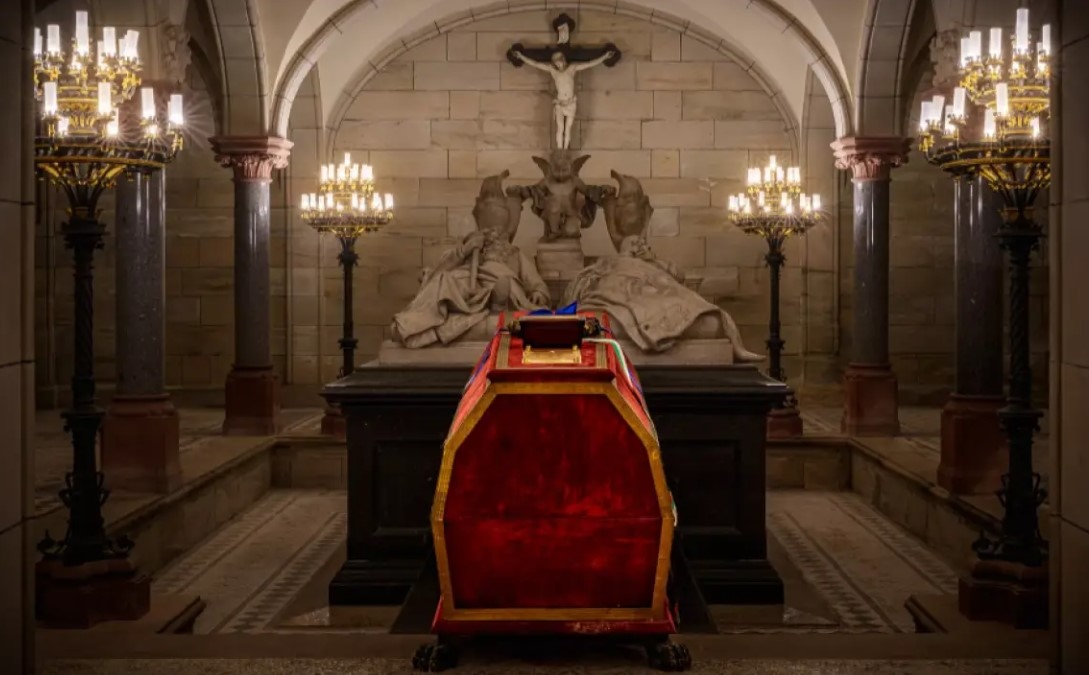 На добър път към дома царю Фердинанд пресслужбата на Кобург