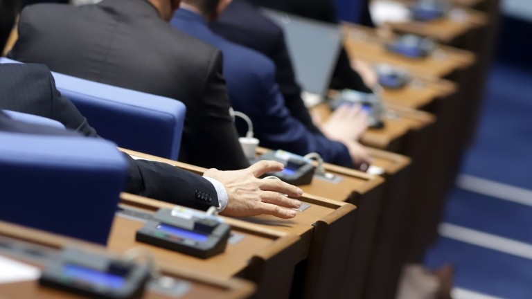 Народното събрание НС ще заседава извънредно днес следобед – 2