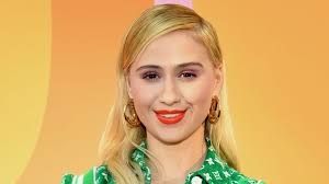 Днес Мария Бакалова навършва 28 години а вече има зад