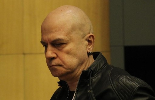 Лидерът на Станислав Трифонов е подал заявление с което