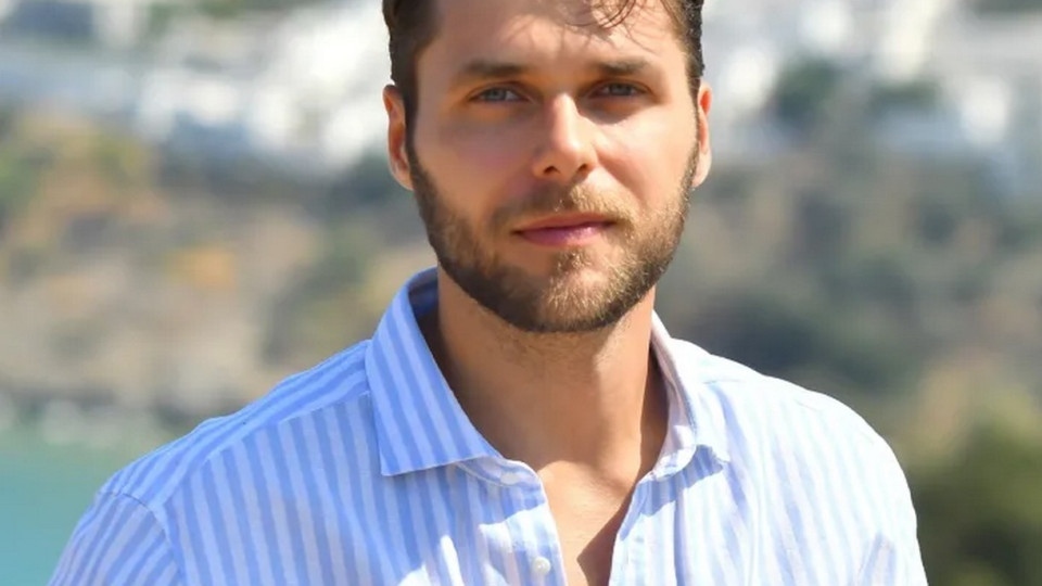 Алек Младенов е изчезнал безследно От продукцията го издирват под