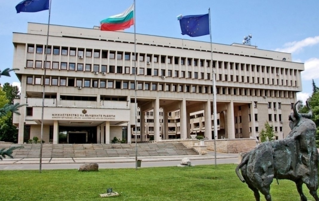 Служебното правителство не успя да реши до край проблема с