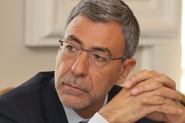 Ние в България посвикнахме че това което се казва вчера