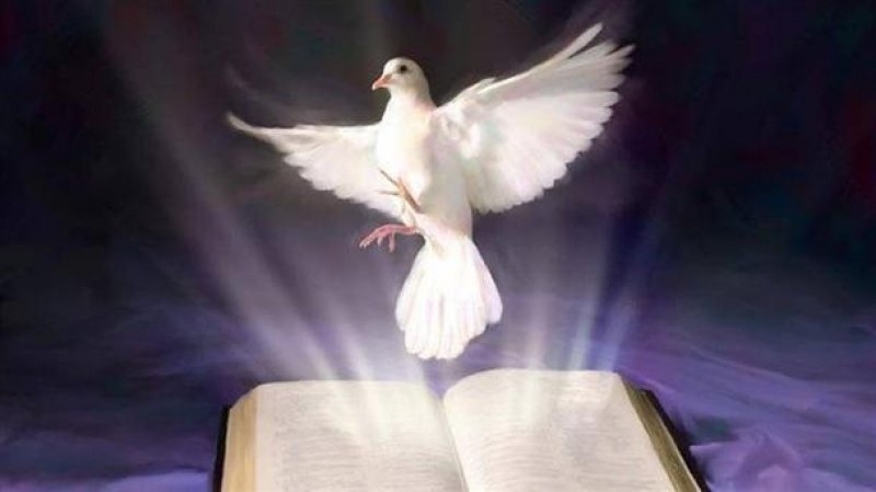 Християнският празник Петдесетница се отбелязва на осмата неделя след Великден