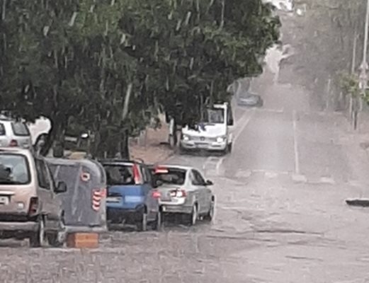 Силна градушка удари района на Перник този следобед Размерът на