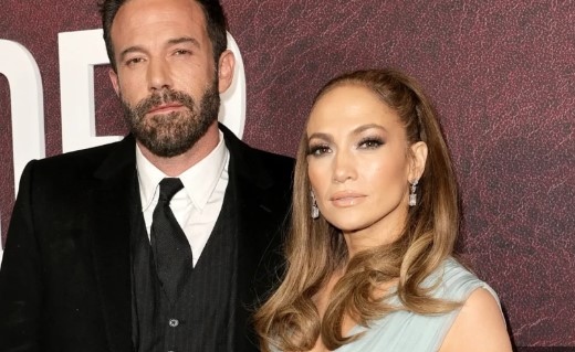 Дженифър Лопес се завърна от луксозната си европейска ваканция в Италия