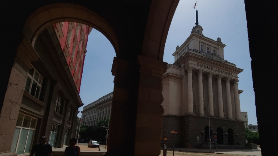 Народното събрание обсъжда и гласува проектокабинета предложен от ГЕРБ СДС начело