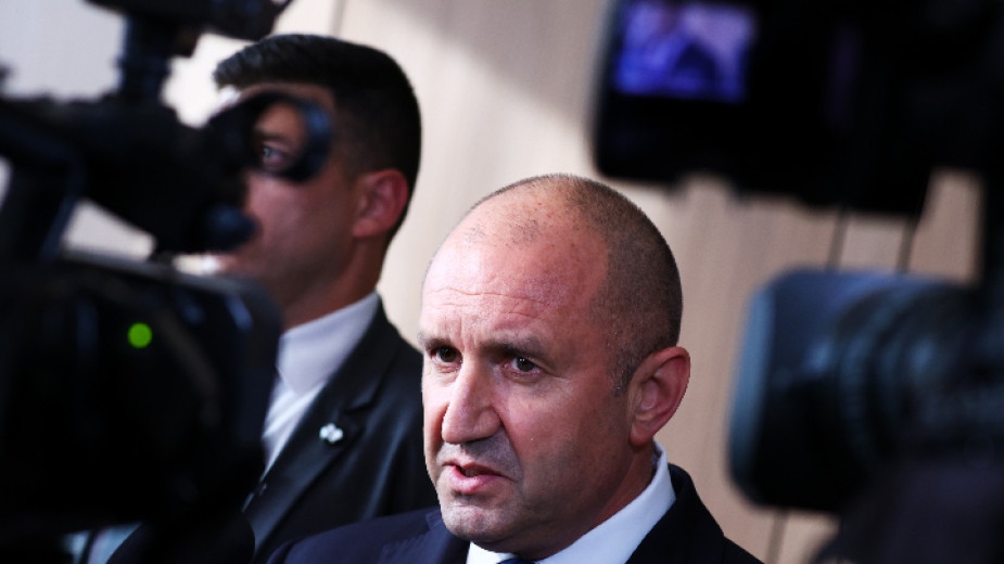 Длъжен съм да се съобразявам не само с връчването на