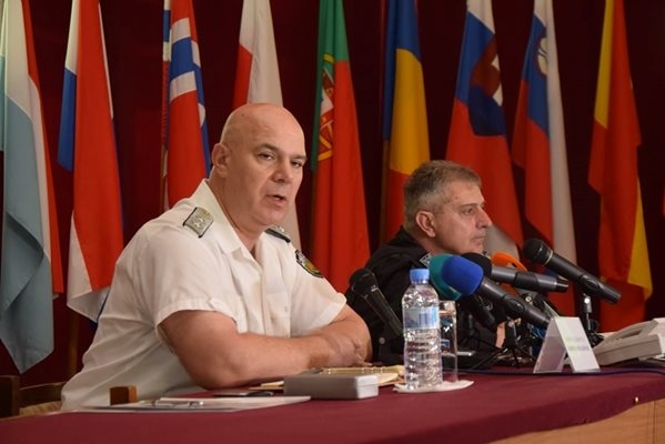 Корабите на противоминната военноморска група в Черно море акостираха на