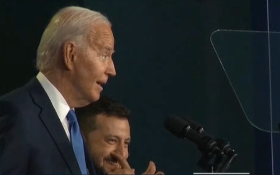 Президентът на Съединените щати Джо Байдън погрешка представи украинския президент
