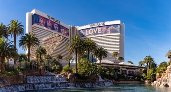 Хотел и казино Mirage в Лас Вегас ще бъде затворен днес