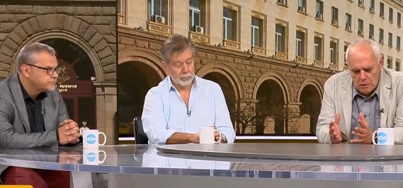 Състоянието на повечето партии е странно – една се разпадна