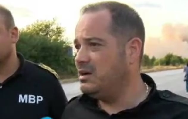 Двама души вероятно все още са в горящите складове за