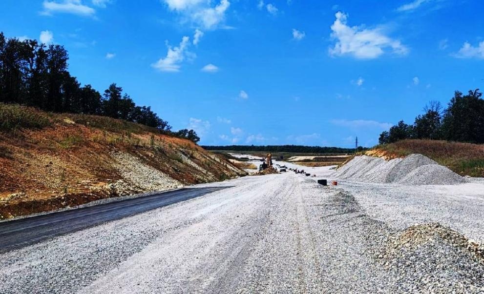 С ускорени темпове продължава изграждането на участъци от първите 3