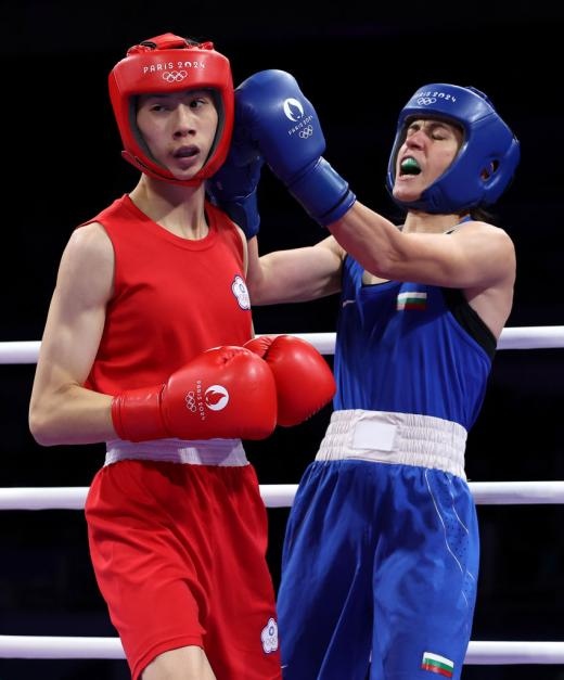 Светлана Каменова падна от тайванката Лин Ю Тин и остана на