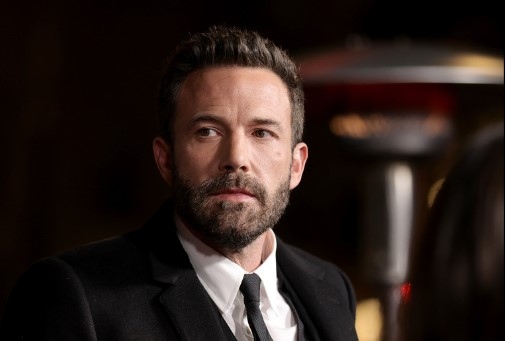 Бен Афлек е неузнаваем 51 годишният актьор беше забелязан с нова визия