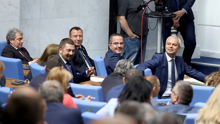 Депутатите въведоха дефиниция на нетрадиционна сексуална ориентация в Закона за