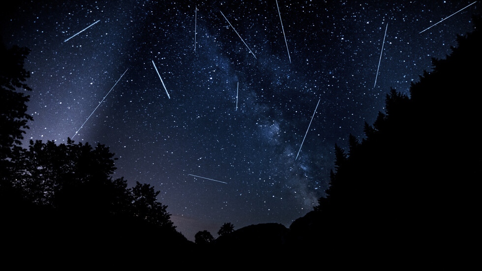 Звездопадът ежегодният метеорен поток активен от юли ще достигне