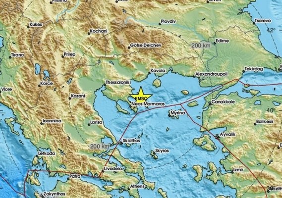 Две земетресения с магнитуд 4 4 и 4 2 по скалата на