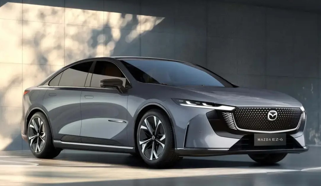 Mazda официално потвърди производството на електрическия седан EZ 6 с което