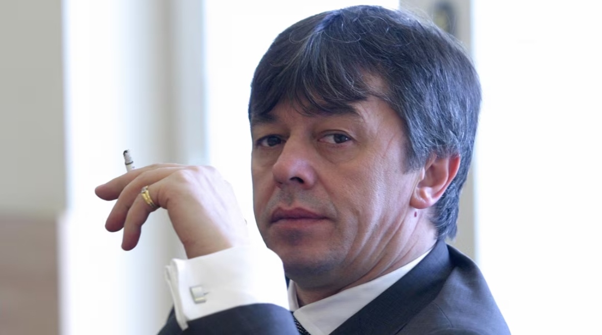 Част от автопарка на Румен Гайтански  Вълка се съхранява при камионите