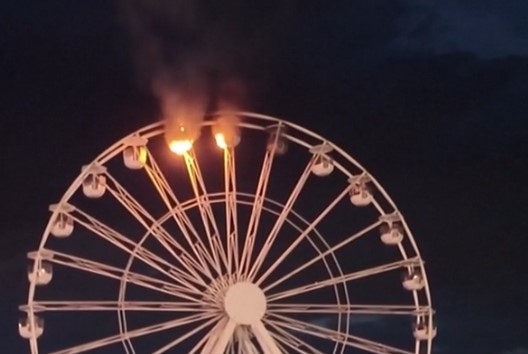 Тече разследване на пожара на виенско колело по време на