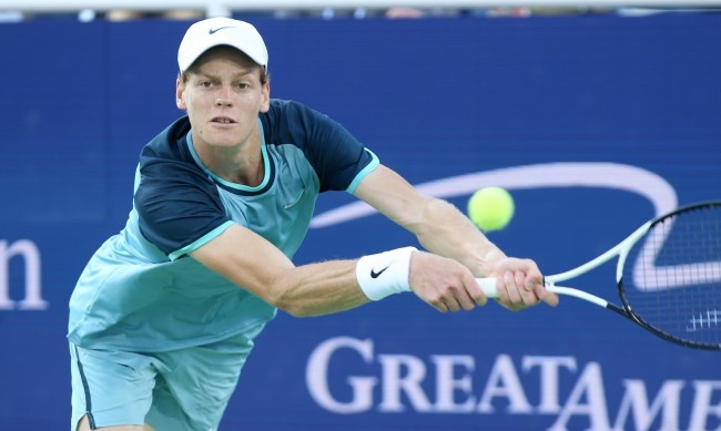 Яник Синер триумфира с титлата от Мастърс турнира в Маями