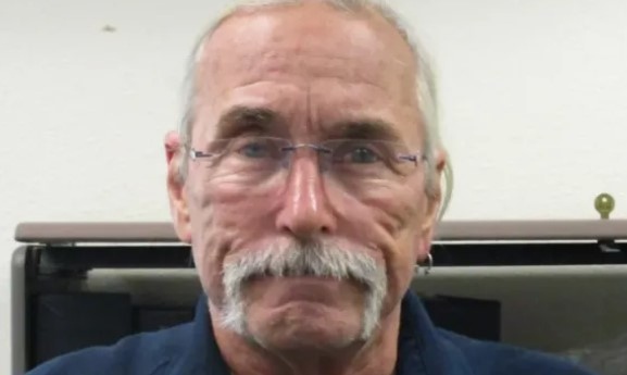 Арестуваха мъж от Южна Аризона за предполагаеми смъртни заплахи срещу Доналд