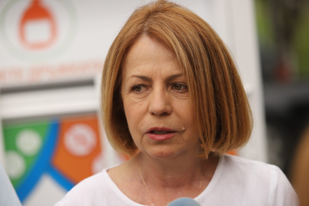 Зачитането на правата и достойнството на учителите не е просто