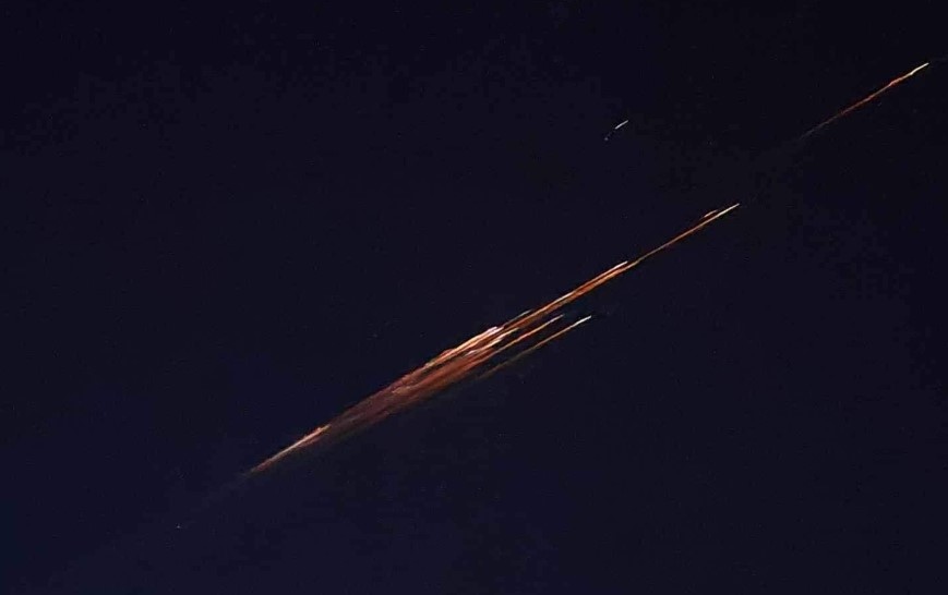 Светещо тяло в небето на страната беше забелязано късно снощи
Според директора