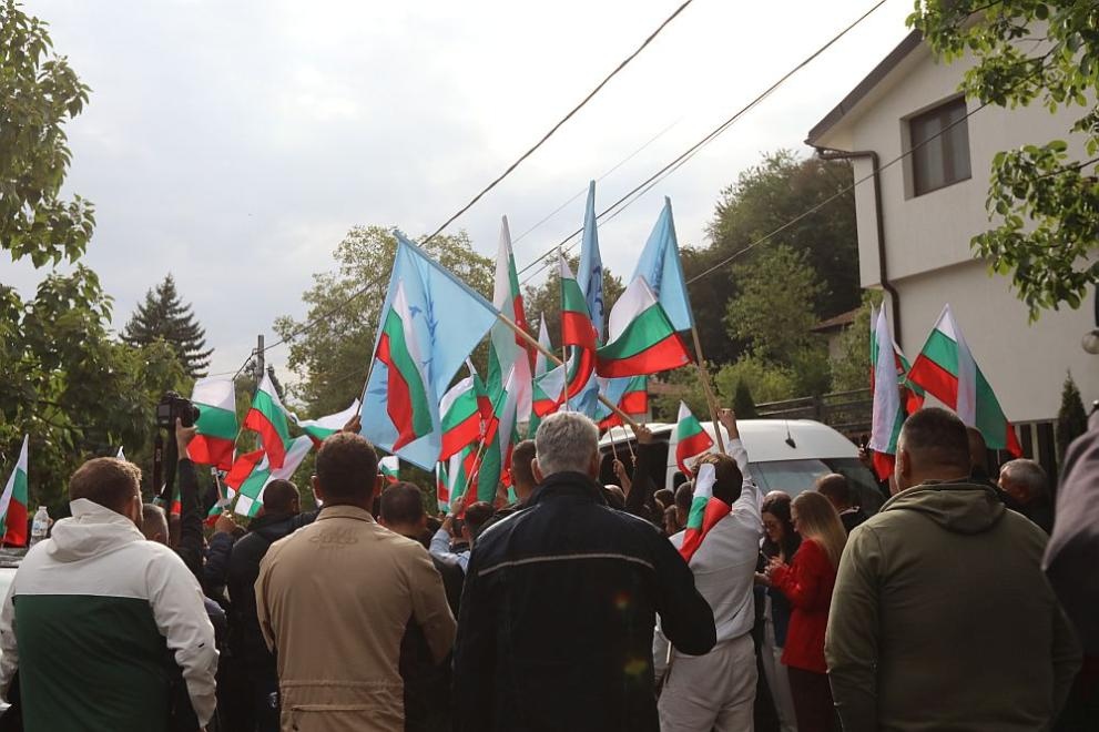 Напрежение в Бояна и опит за нахлуване в сараите съобщава