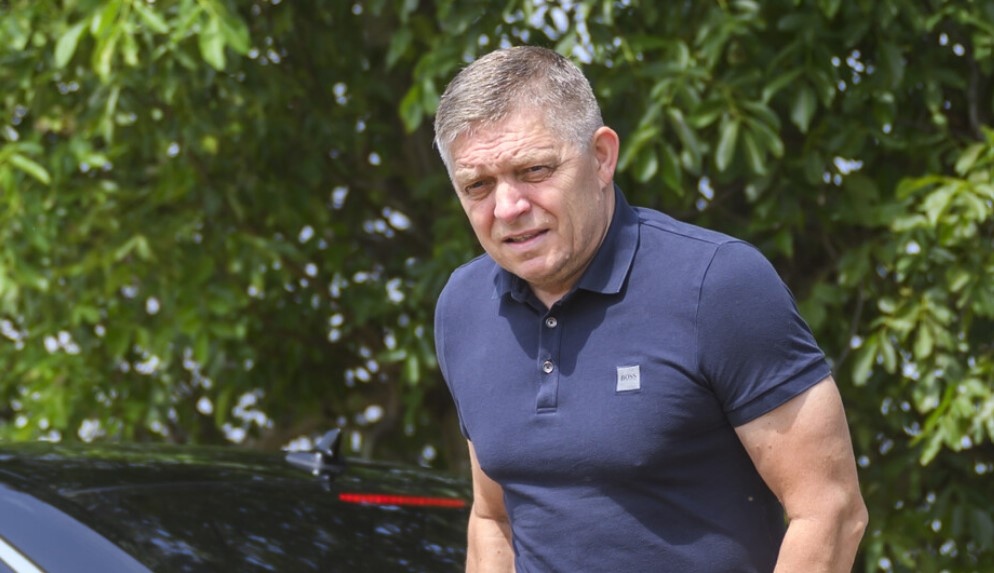 Премиерът на Словакия Роберт Фицо посети града в който беше