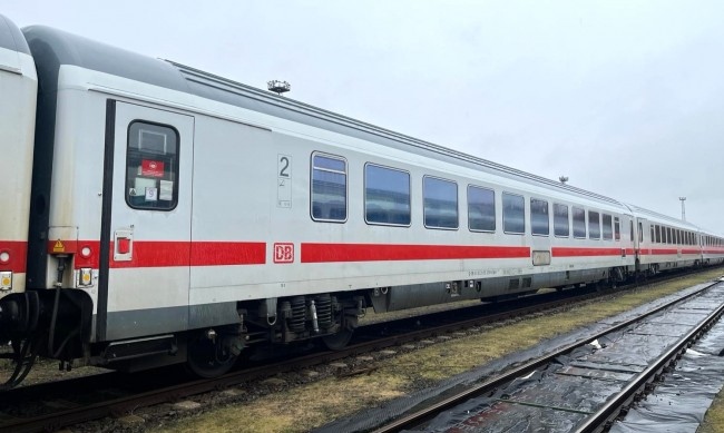 Германската железопътна компания Дойче Бан Deutsche Bahn съобщи че железопътните
