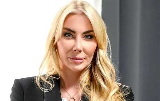 Антония Петрова се похвали че е станала кожа и кости