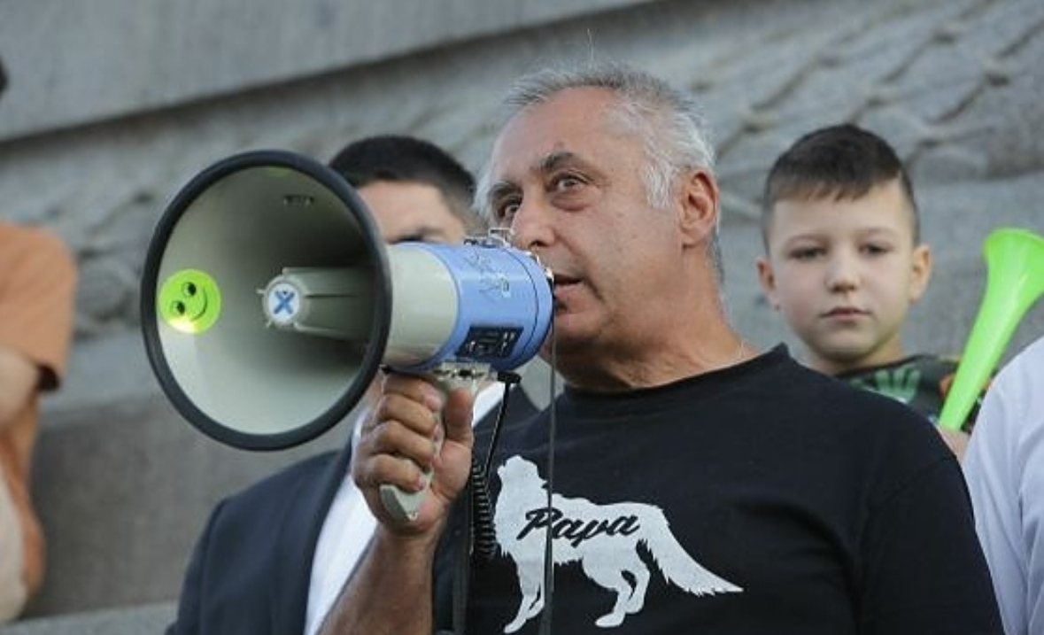 Преди два дни за трети пореден път коалицията ПП ДБ и