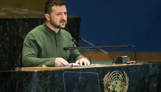 Украинският президент Володимир Зеленски заяви че според него войната с