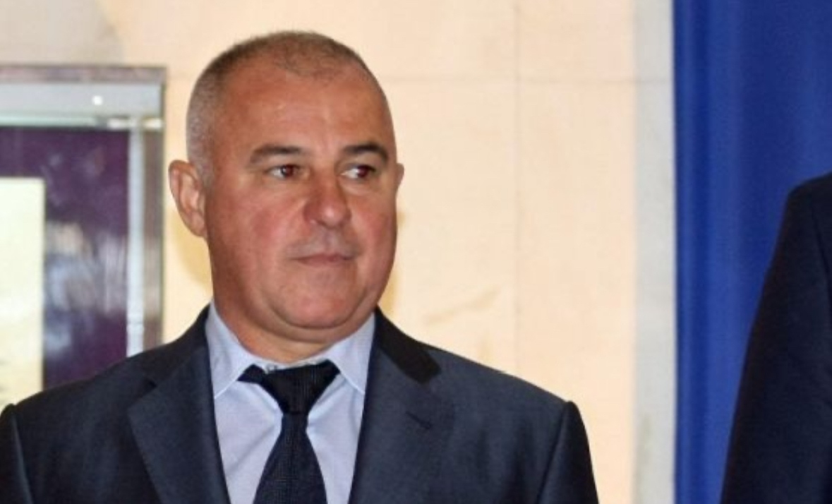 Общината в Симитли и домът на кмета Апостол Апостолов са обискирани