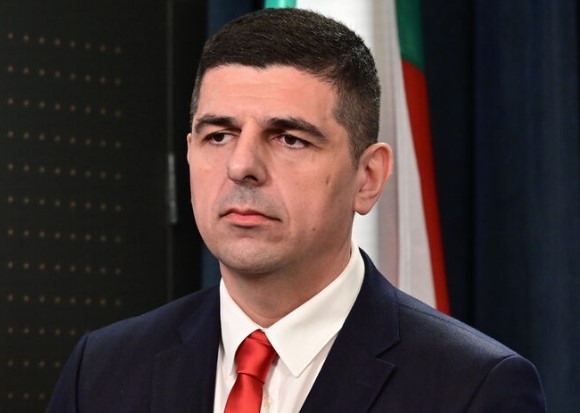 Ивайло Мирчев алармира че днес един от посочените по рано от него