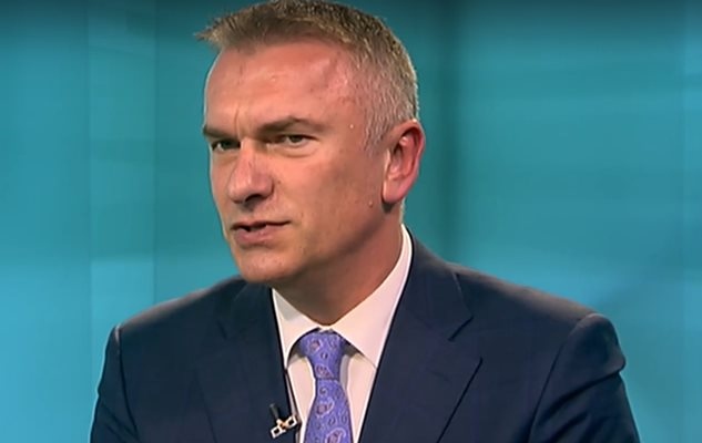 Арестуваният депутат Джейхан Ибрямов е бил закаран за преглед в