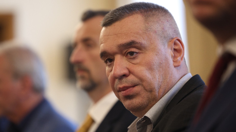 Заради забавените плащания по втория транш от т нар украинска помощ