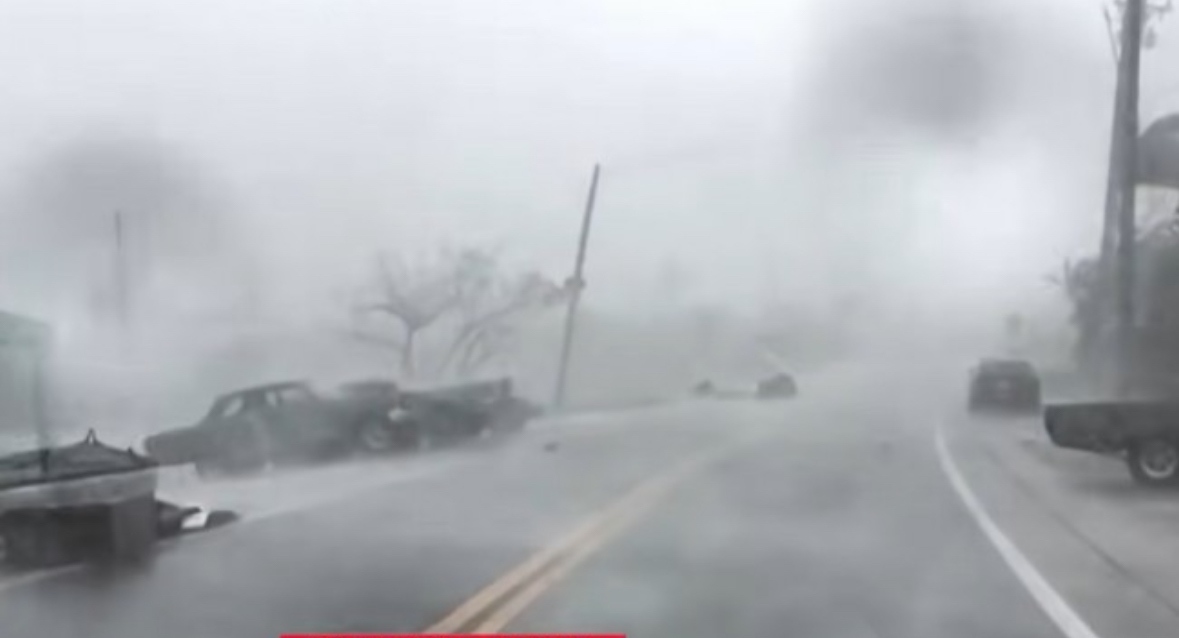 Ураганът Милтън достигна американския щат Флорида като буря от трета