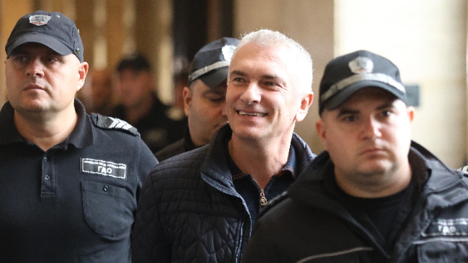 Софийският апелативен съд остави за постоянно в ареста независимия депутат