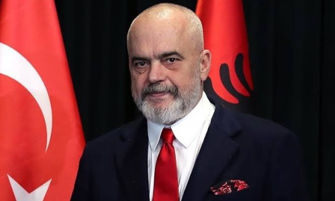 Албания официално започна преговори за присъединяване към Европейския съюз Комитетът на