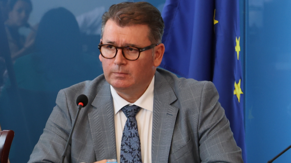 Националната детска болница трябва да има един по особен статут какъвто