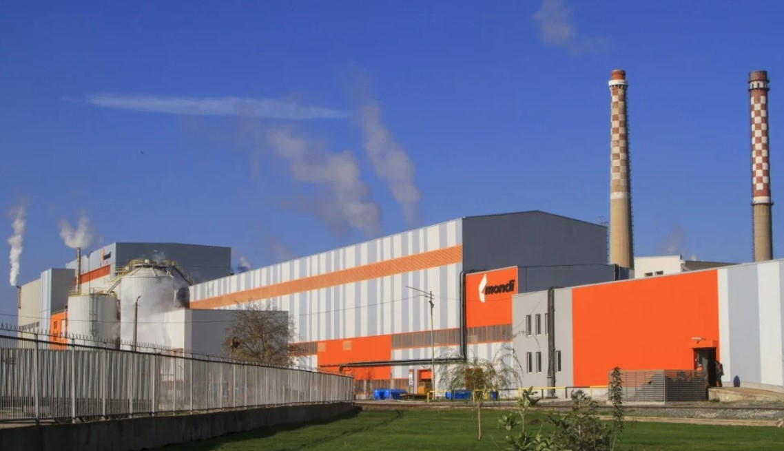 Предприятието за преработка на целулоза и хартия Монди Стамболийски затваря