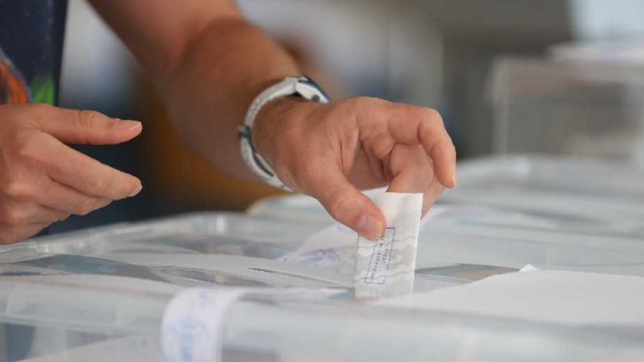 Централната избирателна комисия ЦИК публикува междинни резултати при 97 22 процента