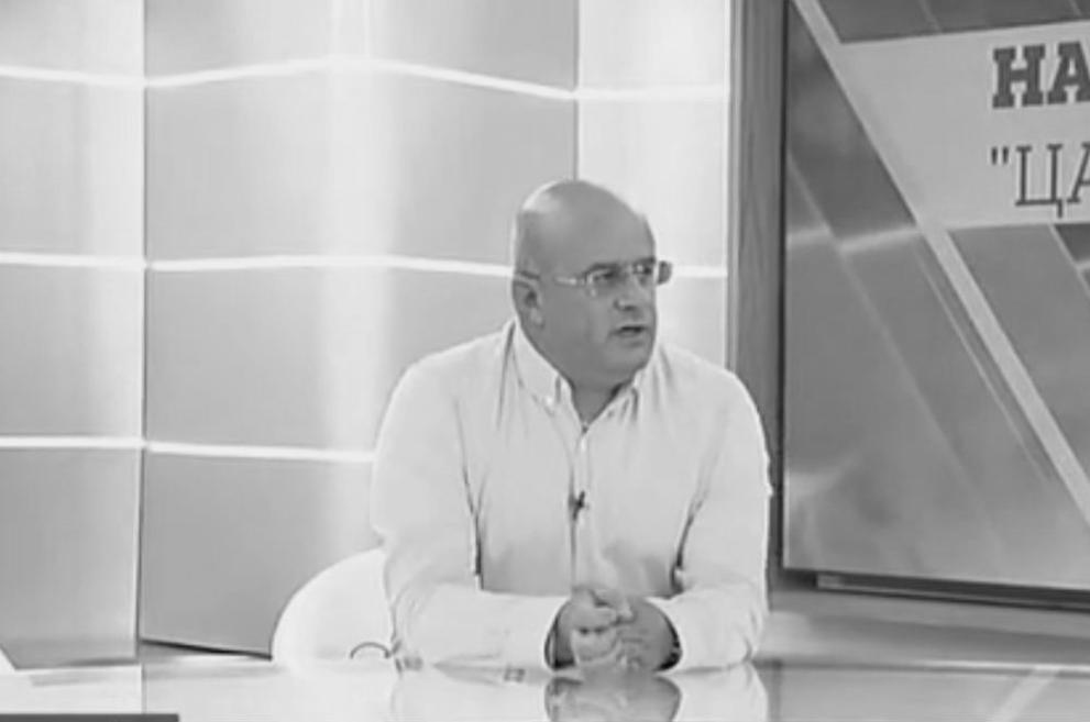 Почина журналистът Илхан Андай За това съобщи сайтът 24rodopi com На 56