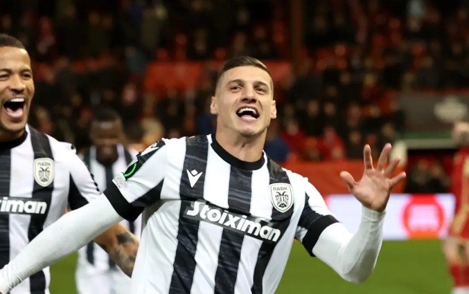 Кирил Десподов стартира като титуляр и игра до 81 вата минута