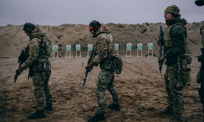 На срещата на Европейската политическа общност в Будапеща лидерите на